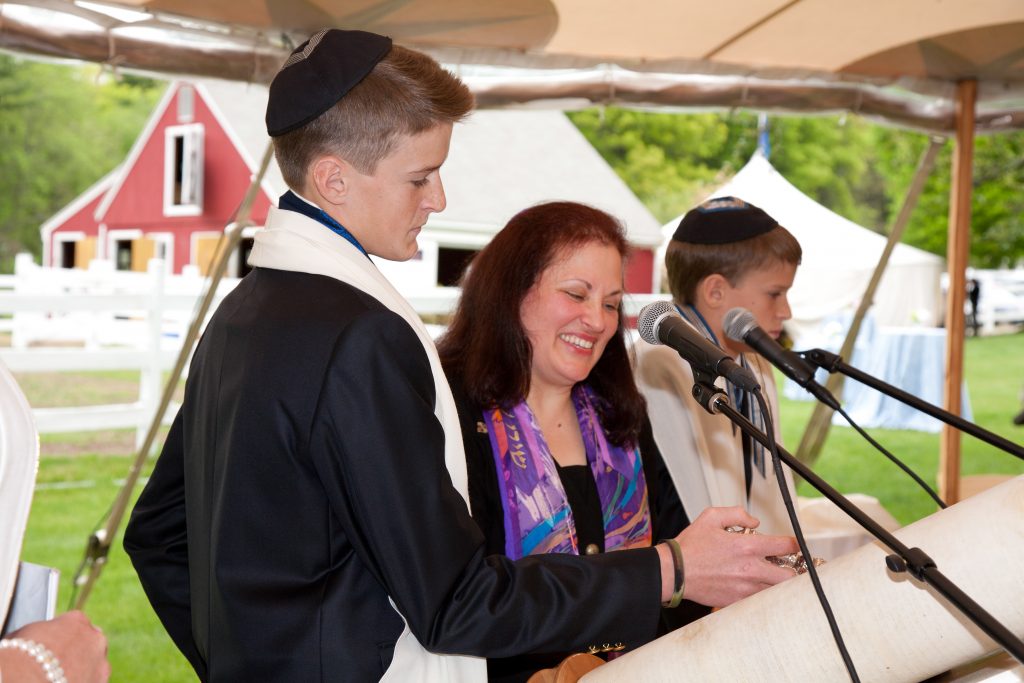 Independent Bar Mitzvah officiant